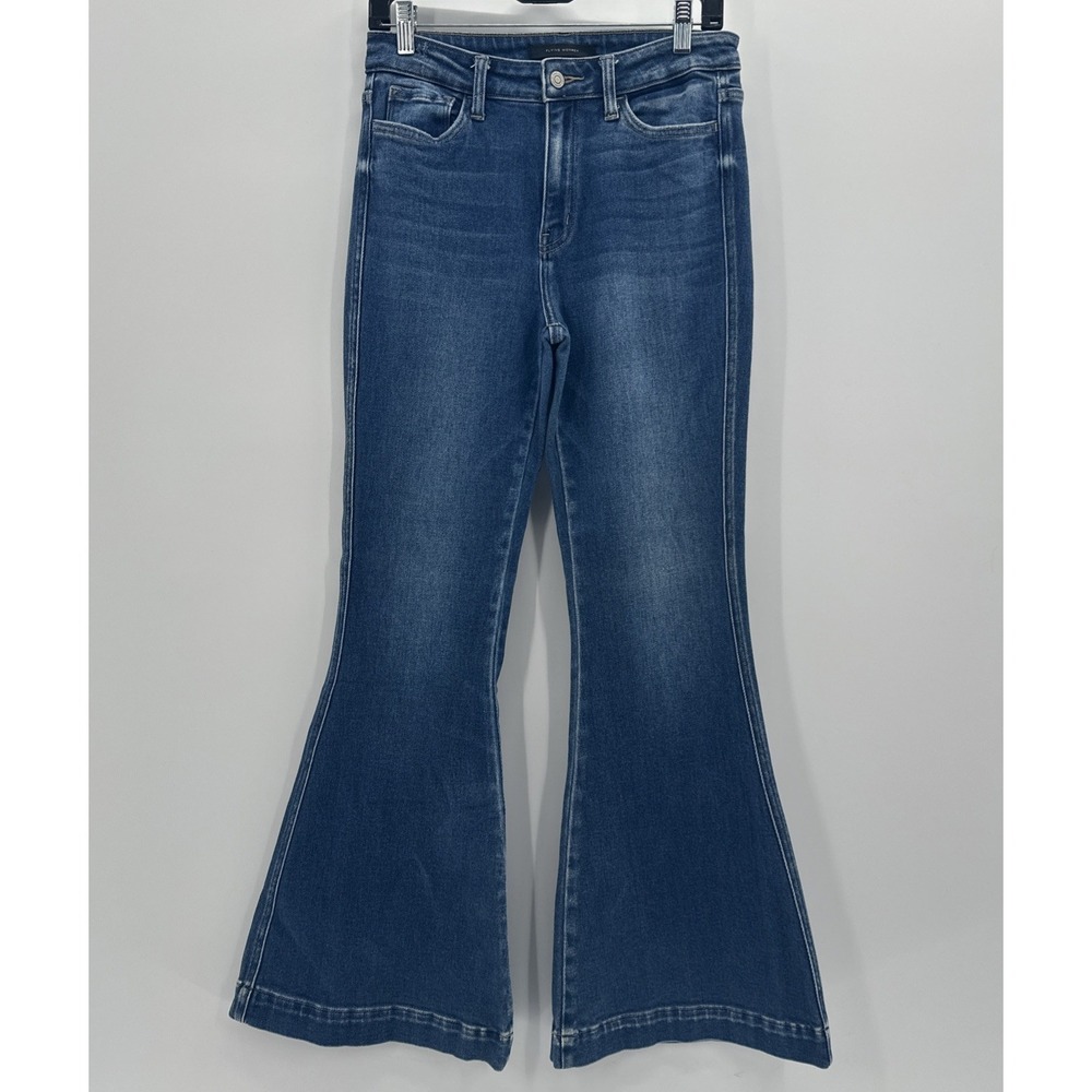 FLYING MONKEY HIGH RISE SUPER FLARE WITH TROUSER HEM JEANS 29x30 NO BACK POCKETS